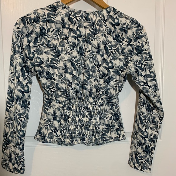 NWT - Abercrombie Blouse - Picture 3 of 3